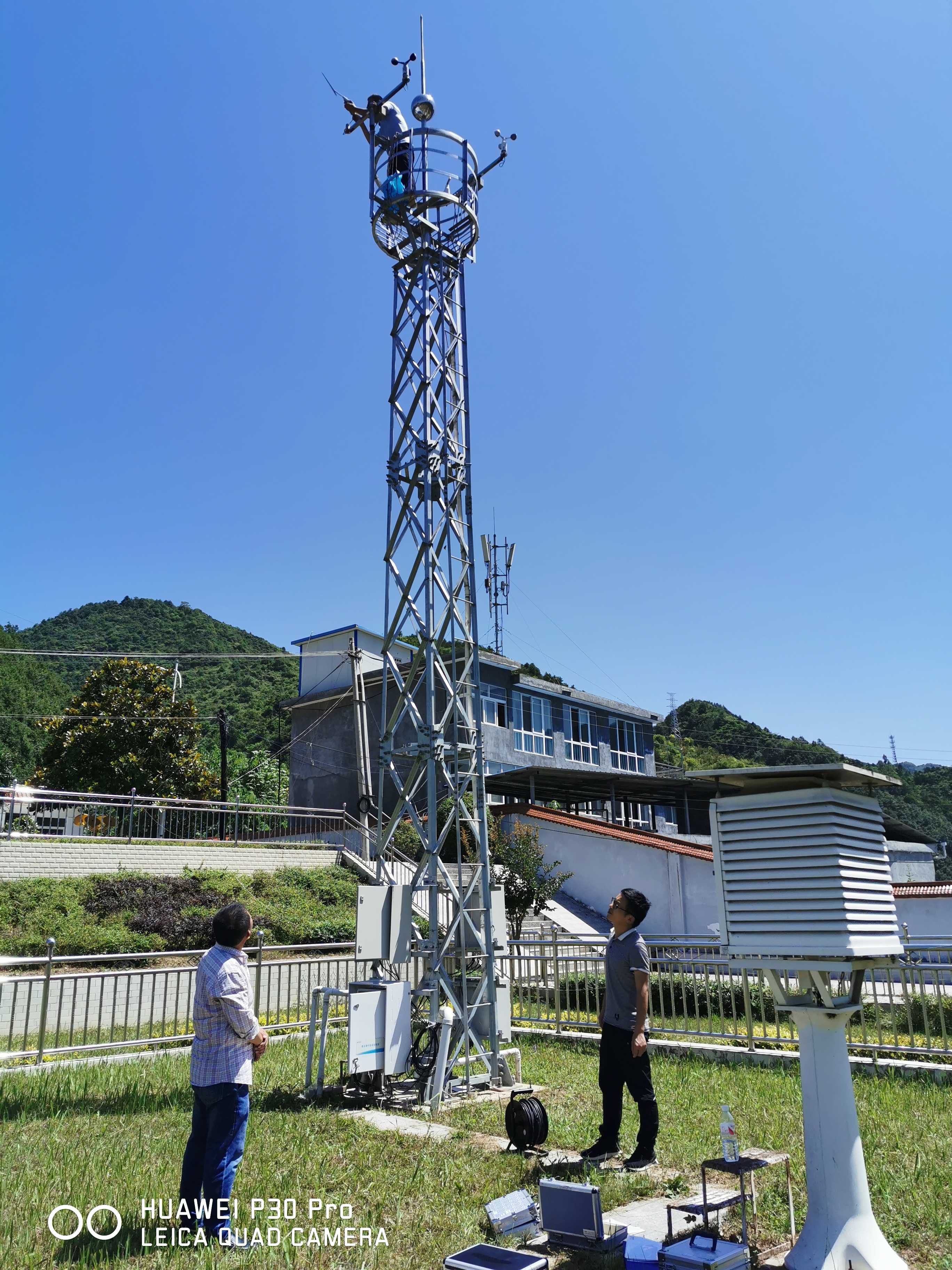 康县气象局完成自动站仪器检定工作图片2.jpg